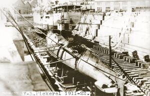 F-3 in drydock.jpg