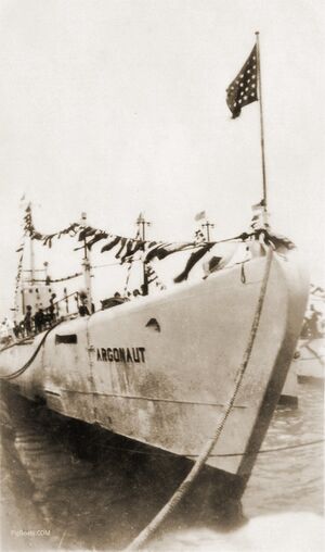 Argonaut stbd bow mid 30s.jpg