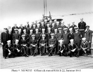 S-22 crew 1941.jpg