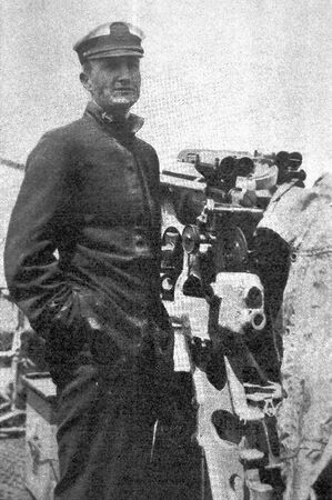Alfred L. Ede, LT, Commanding Officer