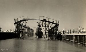 R-4 drydock Key West 1941 A.jpg