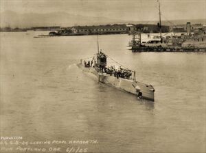 S-24 leaving Pearl 6-1-1925 for Portland.jpg