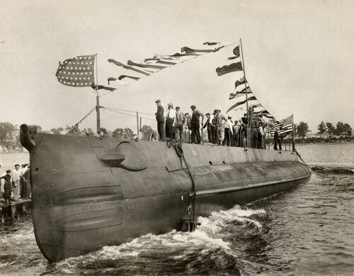 Photo courtesy of the Submarine Force Library & Museum.