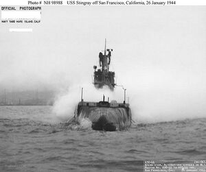 Stingray 1944 stern smoke.jpg