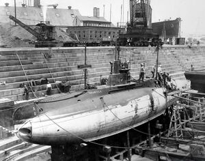 Tarantula B-3 in drydock.jpg