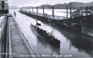 S-46 in Panama Canal lock.jpg