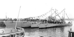 Argonaut and S-boats early 30s.jpg