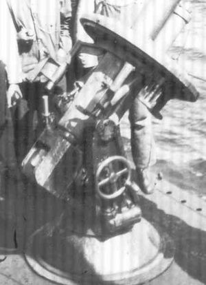 M-1 deck gun upclose2.jpg