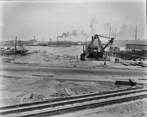 Moccasin at Norfolk Navy Yard 2.jpg